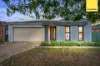 20 Glencroft Terrace, Melton West, Vic 3337