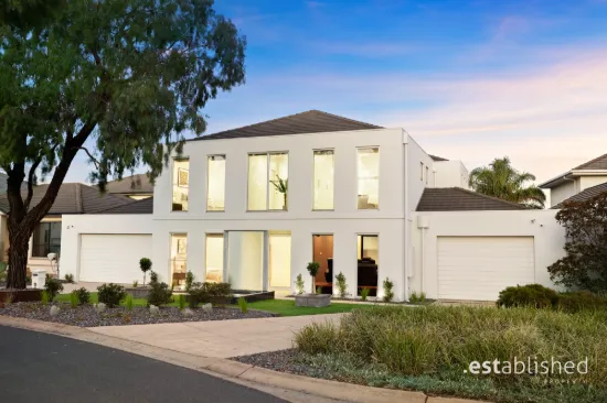 20 Heron Way, Sanctuary Lakes, Vic 3030