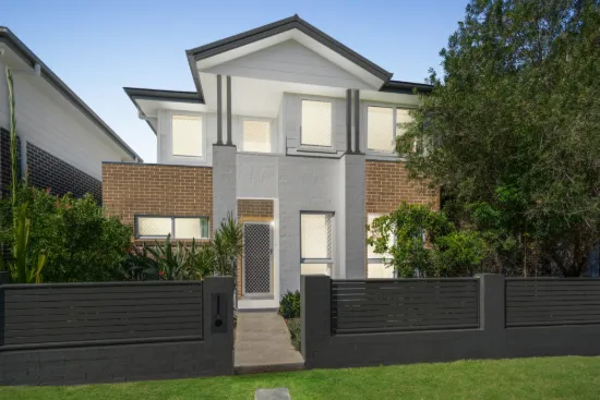 20 Lakeside Parade, Jordan Springs, NSW 2747