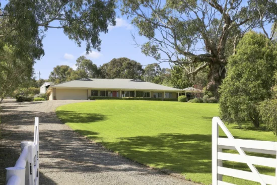 20 Lipizzaner Drive, Hindmarsh Valley, SA 5211