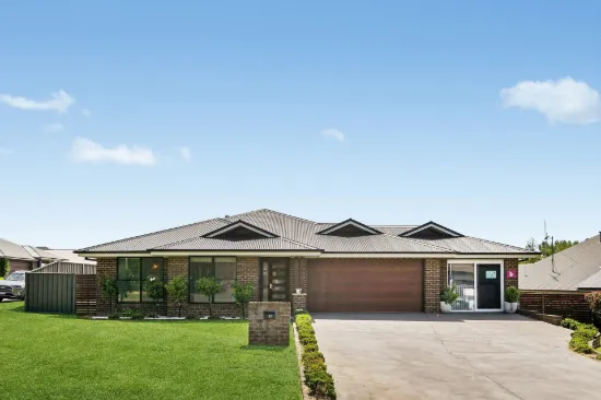 20 Lisbon Circuit, Orange, NSW 2800