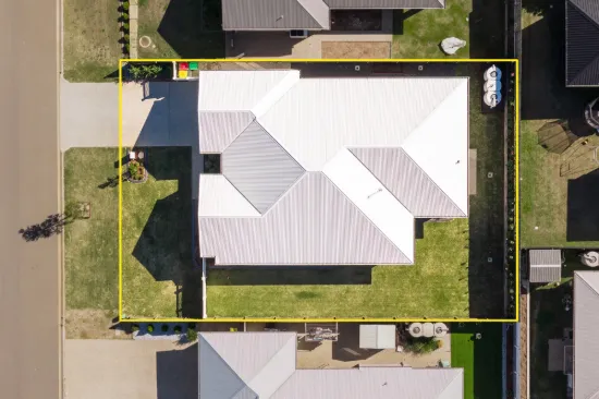 20 Mcewan Crescent, Kearneys Spring, Qld 4350-Image