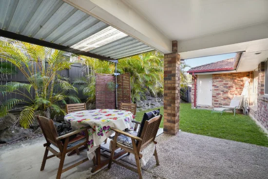 20 Mountain View Crescent, Mount Warren Park, Qld 4207