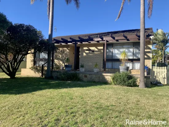 20 Oval Drive, Shoalhaven Heads, NSW 2535