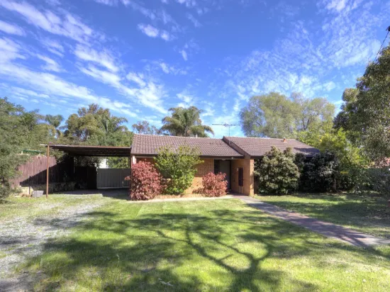 20 Palm Terrace, Forrestfield, WA 6058