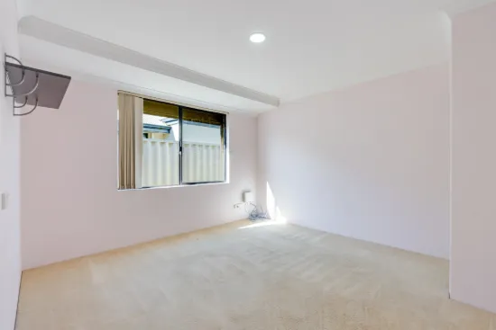 20 Pastrana Crescent, Port Kennedy, WA 6172-Image