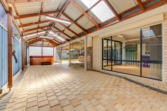 20 Pastrana Crescent, Port Kennedy, WA 6172-Image