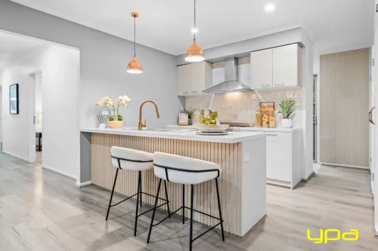 20 Riverstone Boulevard, Clyde North, Vic 3978