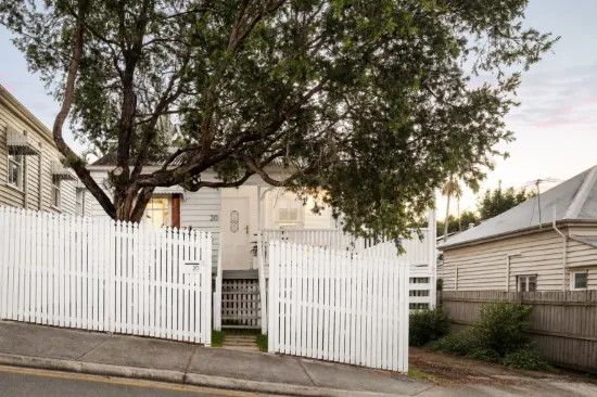 20 Sackville Street, Milton, Qld 4064