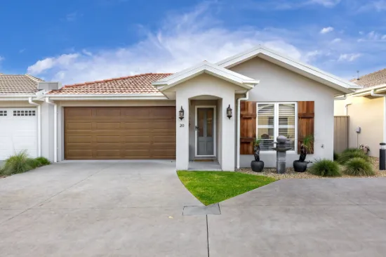20 Santa Rosa Circuit, Rosebud, Vic 3939