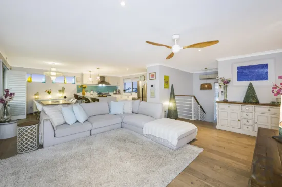 20 Seeana Pass, Halls Head, WA 6210-Image