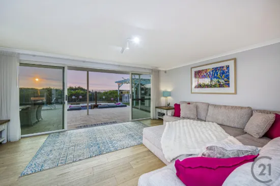 20 Seeana Pass, Halls Head, WA 6210-Image