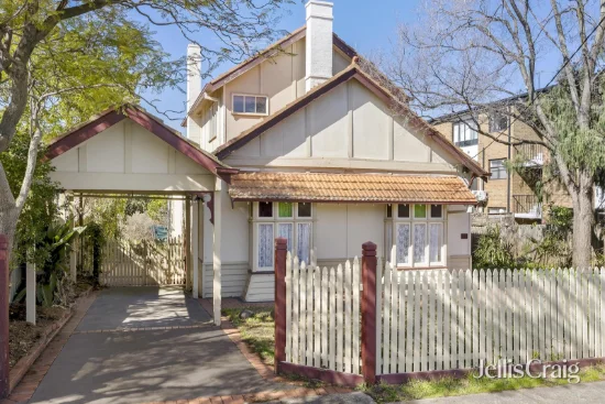 20 Shaftesbury Street, Essendon, Vic 3040