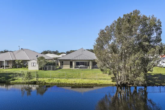 20 Sinclair Drive, Tea Gardens, NSW 2324