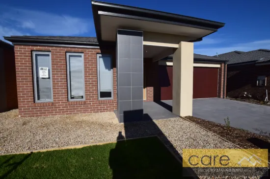 20 Swallowtail Avenue, Clyde North, Vic 3978