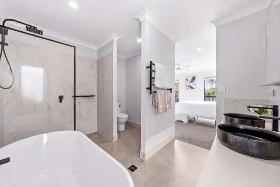 20 The Crescent, Ashmore, Qld 4214-Image