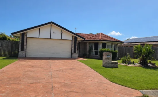 20 Topaz Circuit, Urangan, Qld 4655