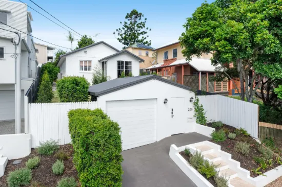 200 Carlton Terrace, Manly, Qld 4179