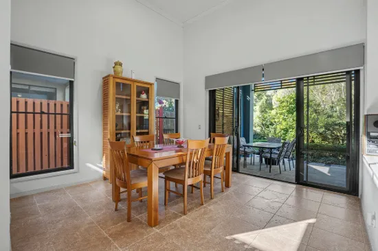 2004/1 The Vistas Drive, Carrara, Qld 4211-Image