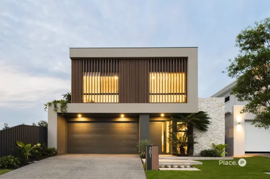 201 Coolum Parade, Newport, Qld 4020