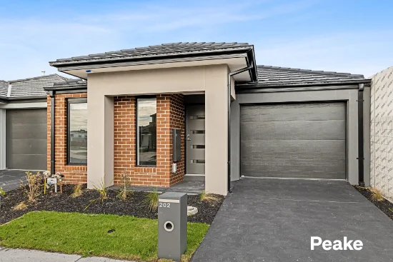 202 Homestead Road, Berwick, Vic 3806 - For Rent