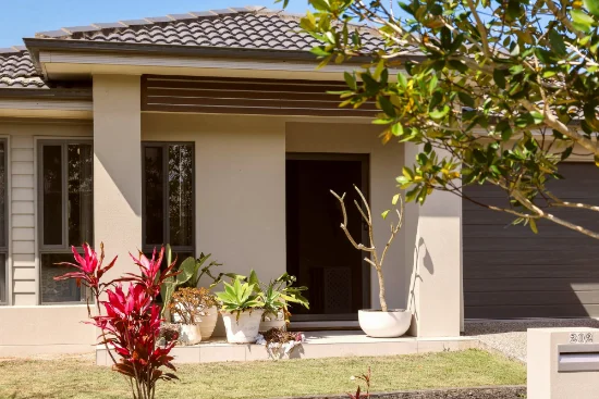 202 Spinnaker Boulevard, Newport, Qld 4020