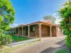 203 Calam Rd, Sunnybank Hills, Qld 4109