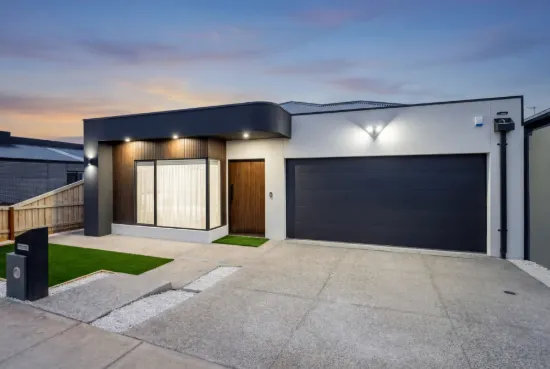 203 Olivers Road, Mickleham, Vic 3064