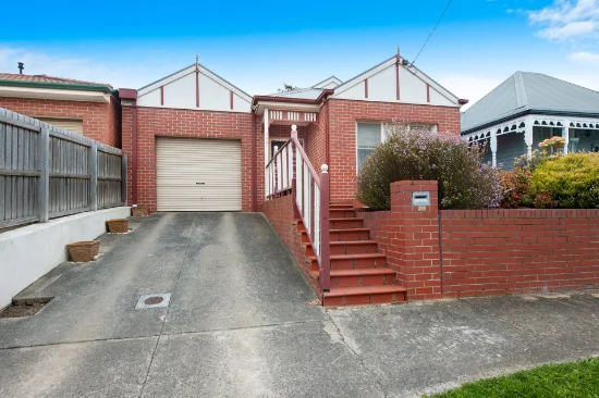 203A Crompton St, Soldiers Hill, Vic 3350