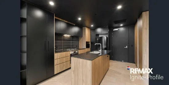 204/25 Shafston Avenue, Kangaroo Point, Qld 4169-Image