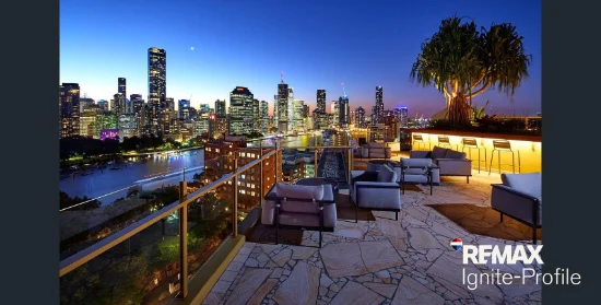 204/25 Shafston Avenue, Kangaroo Point, Qld 4169-Image