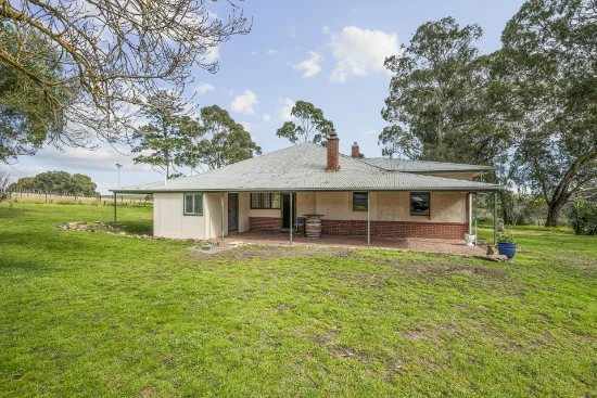 205 Whitings Road, Blewitt Springs, SA 5171