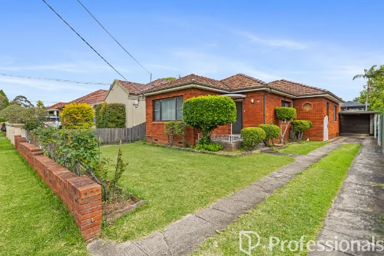 207 Gloucester Road, Beverly Hills, NSW 2209