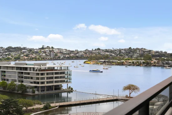 2098/48 Skyring Terrace, Newstead, Qld 4006