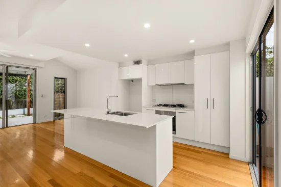 20A Oxford Street, Hamilton, Qld 4007 - For Rent