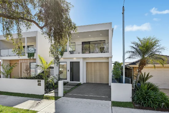 20B Selway Avenue, Moorebank, NSW 2170