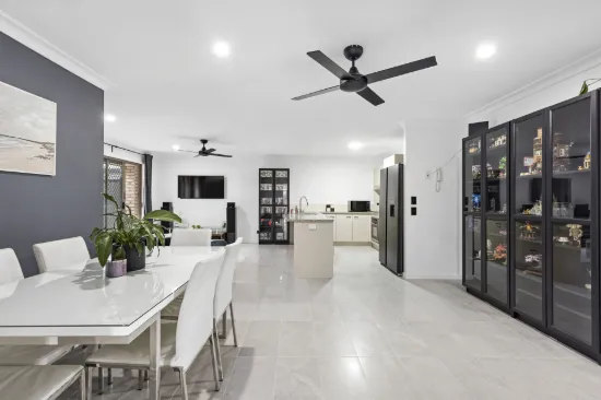 21/1 Archipelago Street, Pacific Pines, Qld 4211-Image