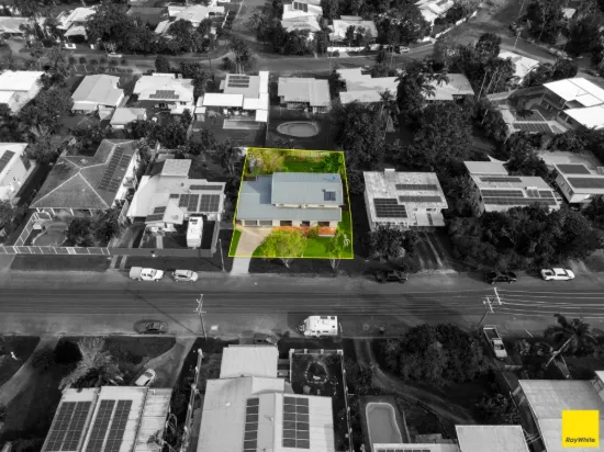 21-23 Sommerville Crescent, Whitfield, Qld 4870