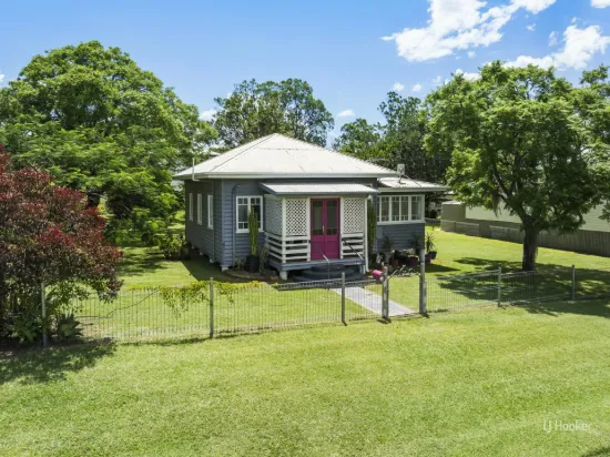 21 Abbotsford Street, Toogoolawah, Qld 4313