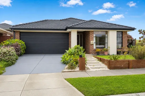 21 Antra Street, Clyde North, Vic 3978