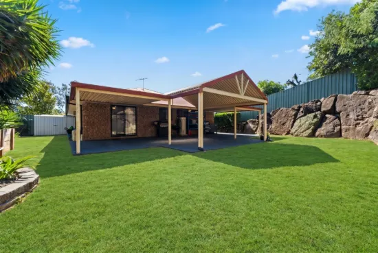 21 Avonmore Street, Edens Landing, Qld 4207