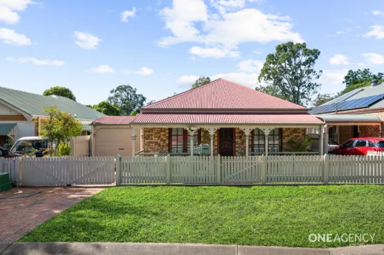 21 Beamont Place, Forest Lake, Qld 4078
