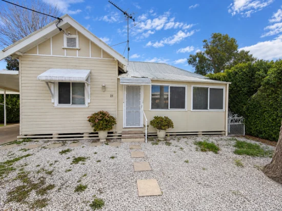 21 Belgravia Street, Moree, NSW 2400