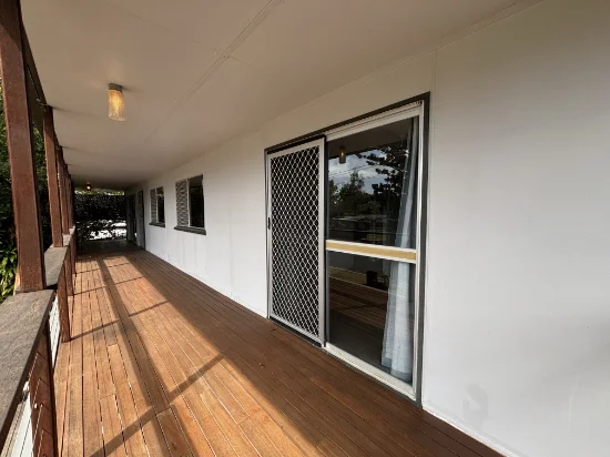 21 Bourke Street, Blacks Beach, Qld 4740