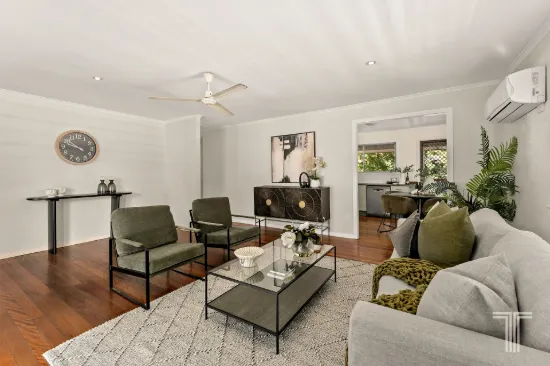 21 Bradnor Street, Carina, Qld 4152