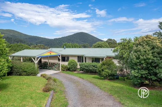 21 Brett Road, Warburton, Vic 3799