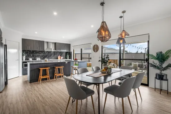 21 Calvera Gardens, Piara Waters, WA 6112