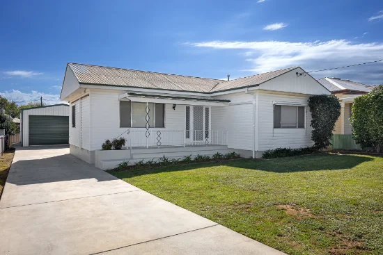 21 Ceduna Street, Mount Austin, NSW 2650