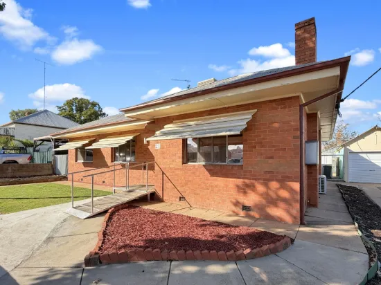 21 Charles Street, Narrandera, NSW 2700