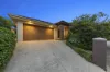 21 Charlotte Pass, Pakenham, Vic 3810